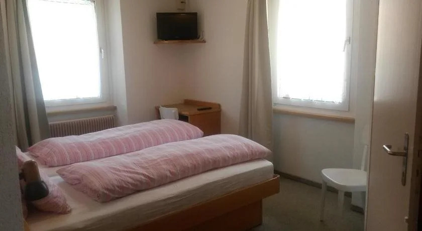 Hotel Rätia