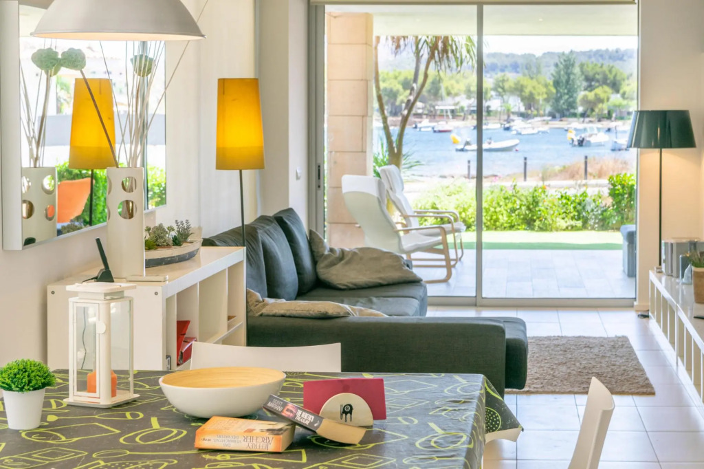 TARIDA - Modern apartment with beautiful sea views Free WIFI