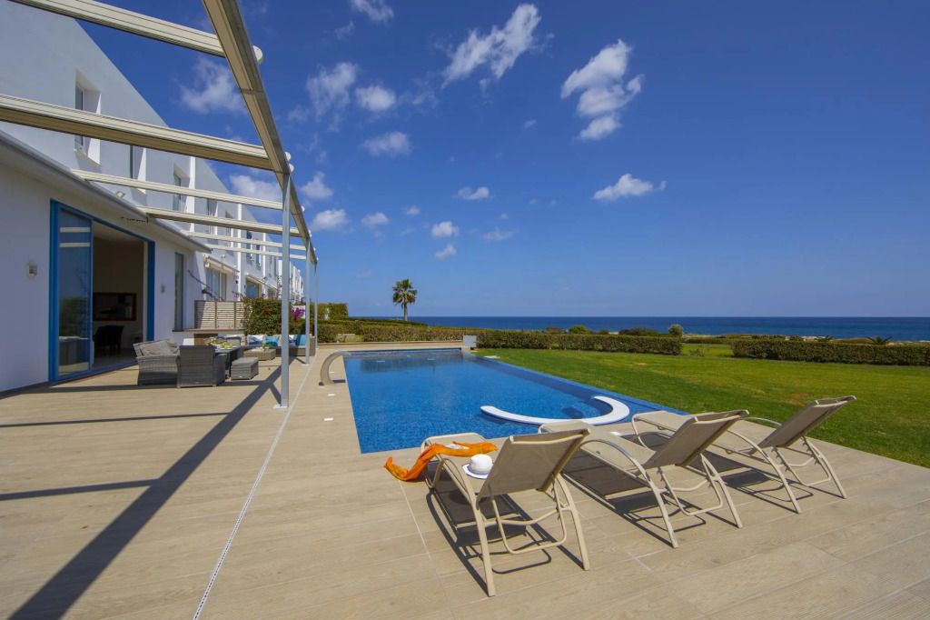 Villa Infinite Aretousa