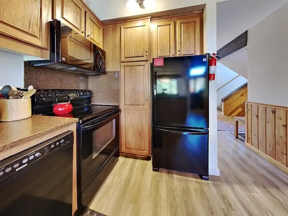 Remodeled Spacious Condo - Next to Car Charging, Hot Tubs, Village Gondola by RedAwning