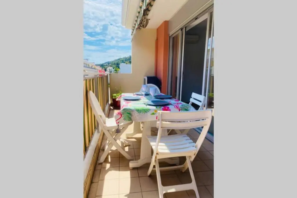 T2 appartement Golfe Juan 47m2 plages et port