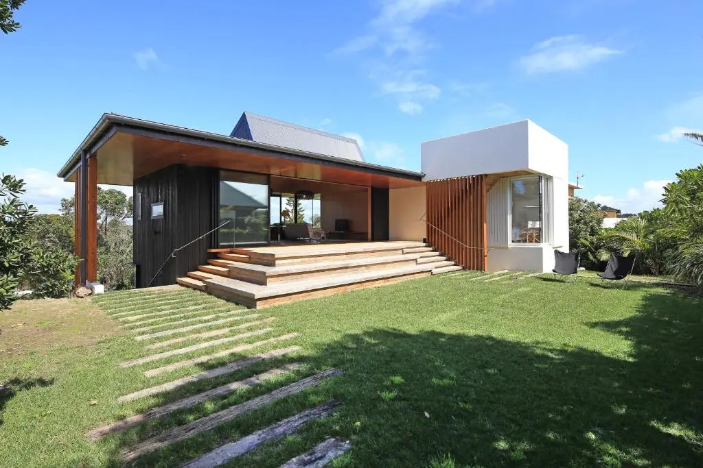 Number Five - Stay Waiheke