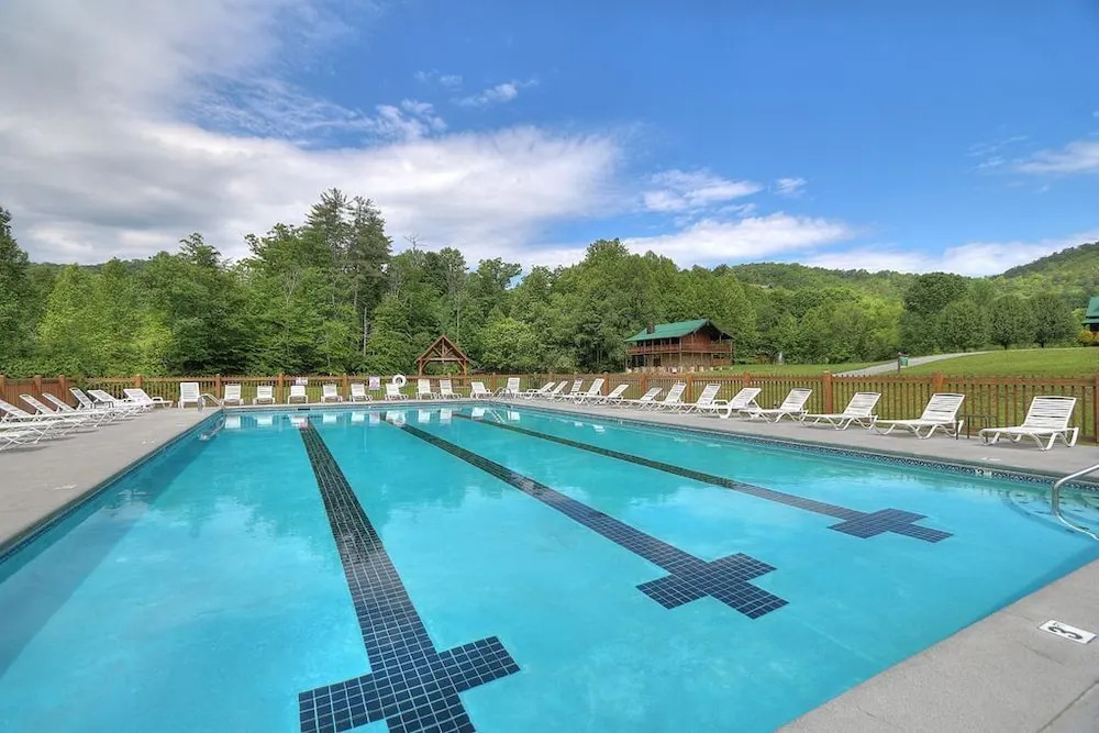 Bearly Makin It, 1 Bedroom, Arcade, Pool Access, Hot Tub, Sleeps 6
