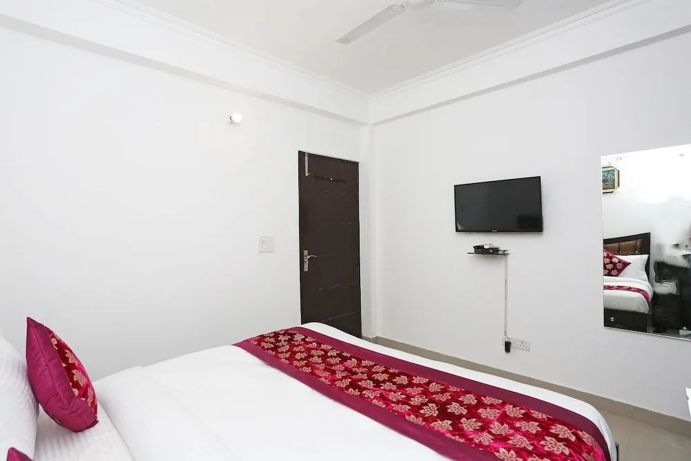 OYO 14386 Orange inn