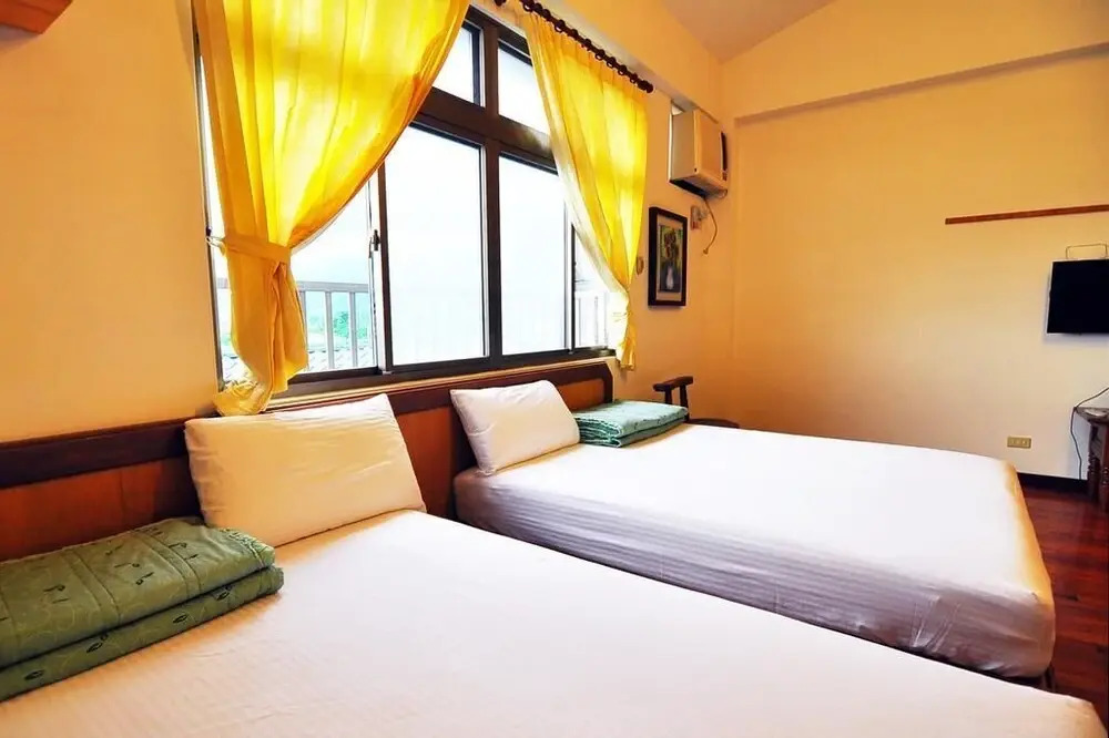 Tap Bed & Breakfast