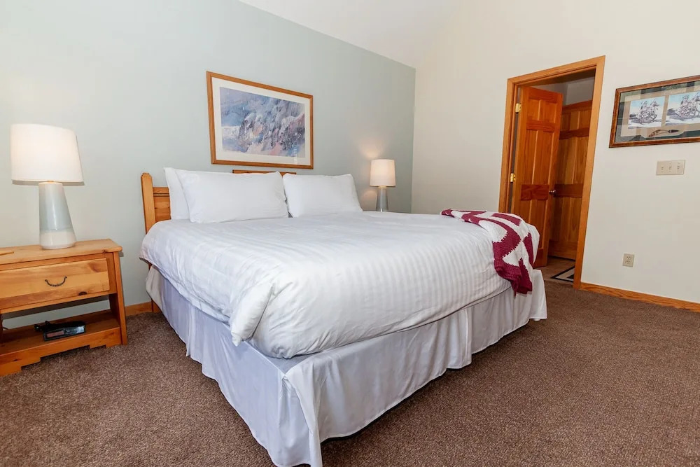 Snake River Village by Summit County Mountain Retreats