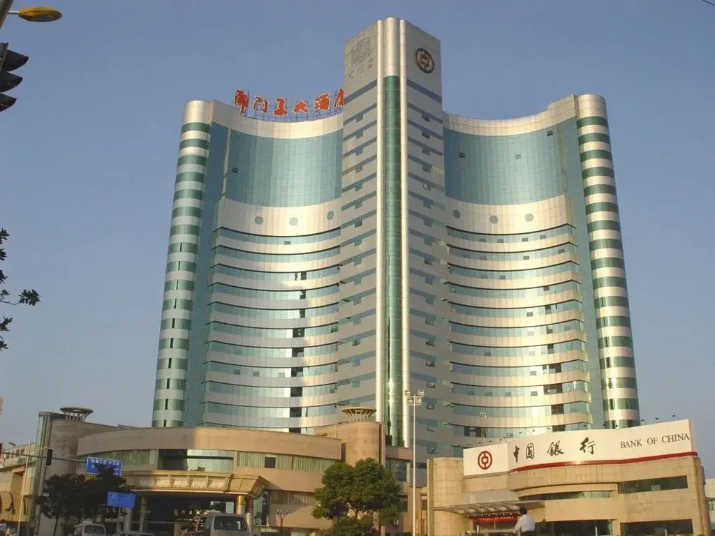 Kaimenzi Grand