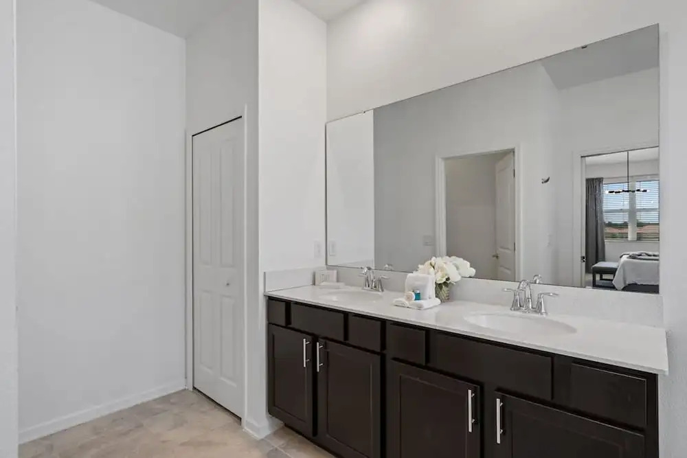 Beautiful Spacious 3-bed Condo Champions Gate