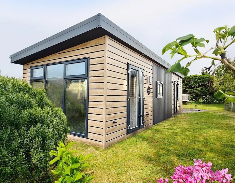 Comfortable Family Chalet in Hollum