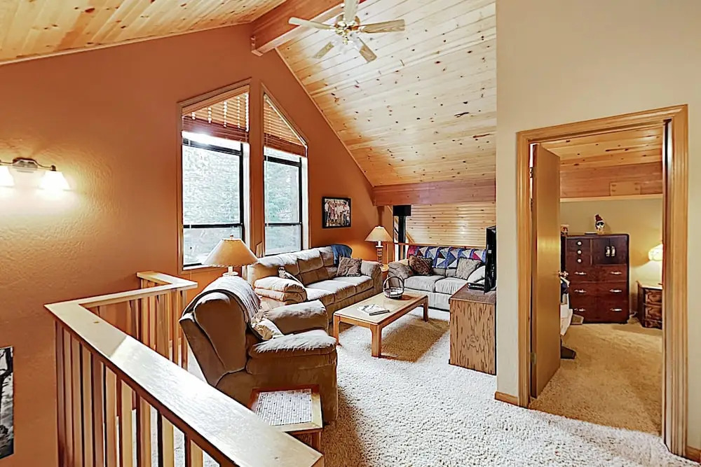 New Listing! Tahoe Donner Ski & Beach 3 Bedroom Home