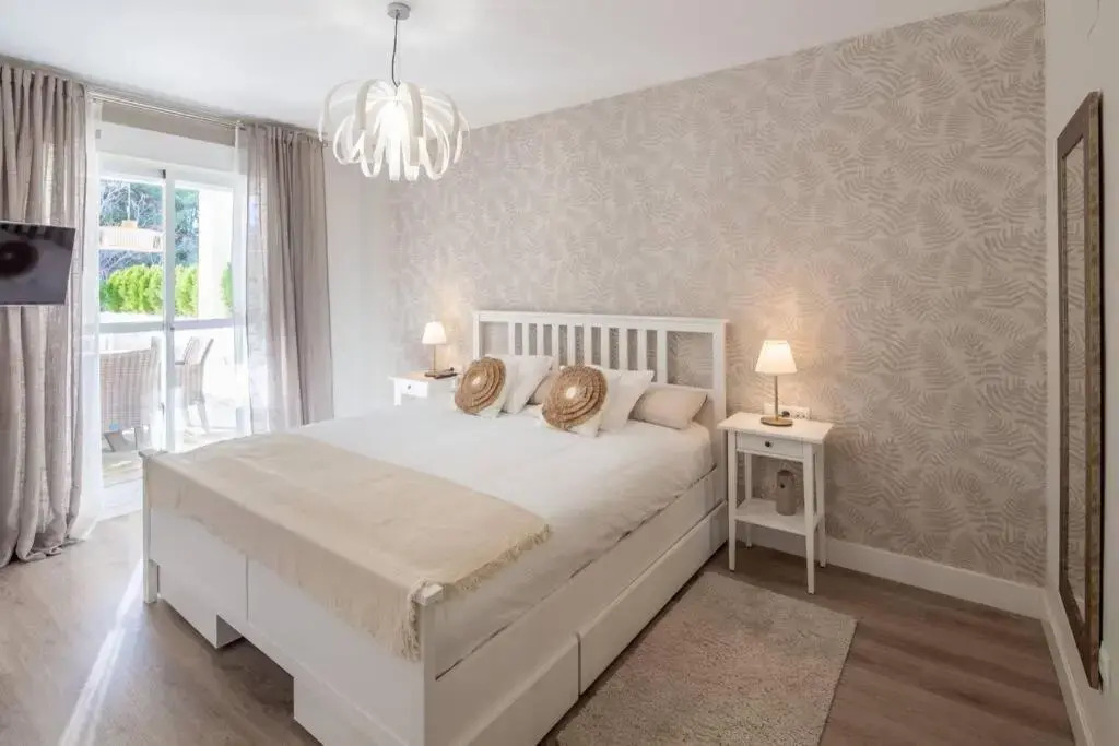 Stunning Apartment Next To Puerto Banus