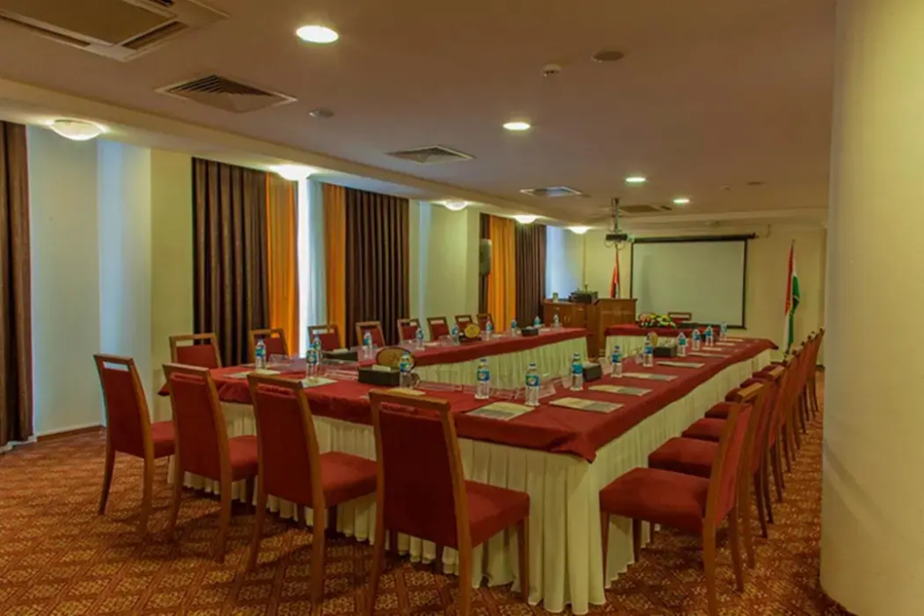 Noble Hotel