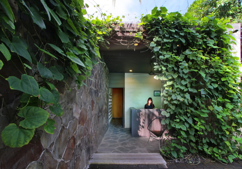 Clio Apartment