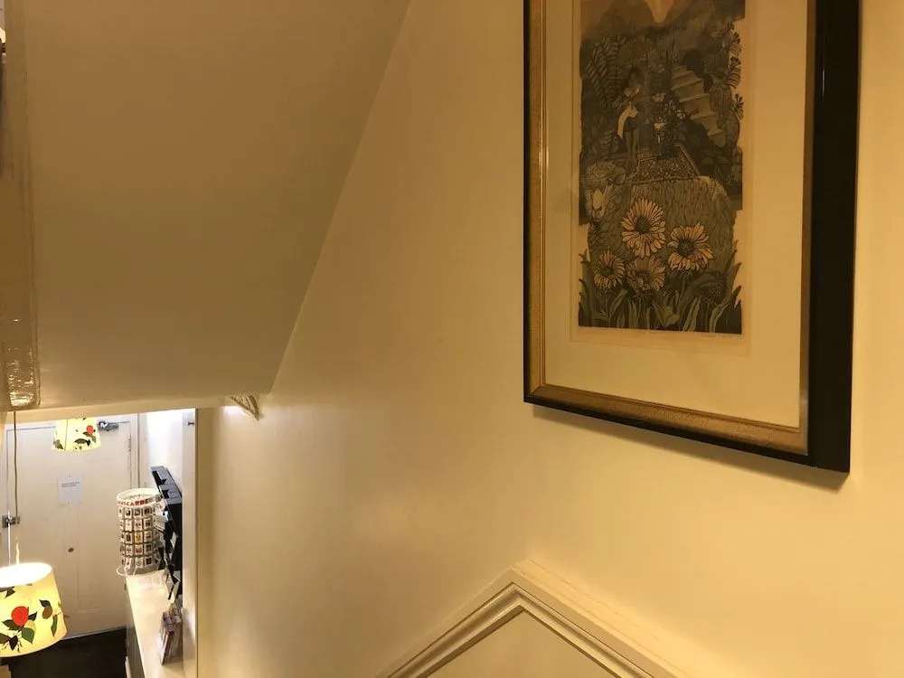 Victorian Loft Living Hotel 22