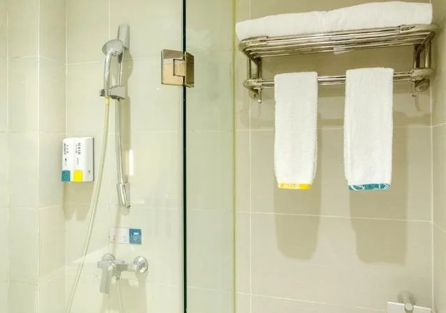 City Comfort Inn Wuhan Zongguan Metro Station