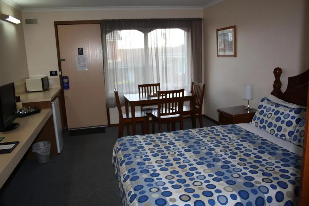 Raglan Motor Inn