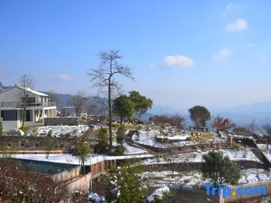 Huating Hotel