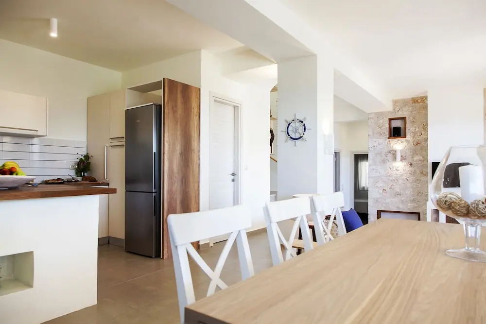 VILLAS MIRO - Luxury Villas with Direct Sea Access for 14 people