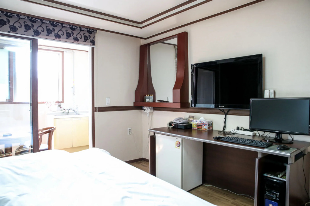 Hill Stay Hotel Residence