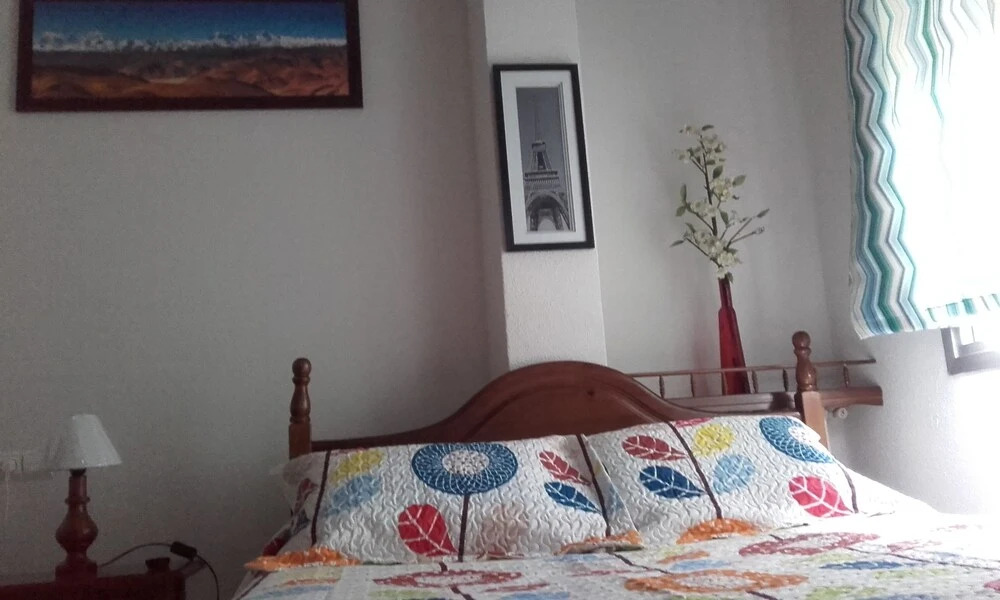 Hostal Emi-Ros