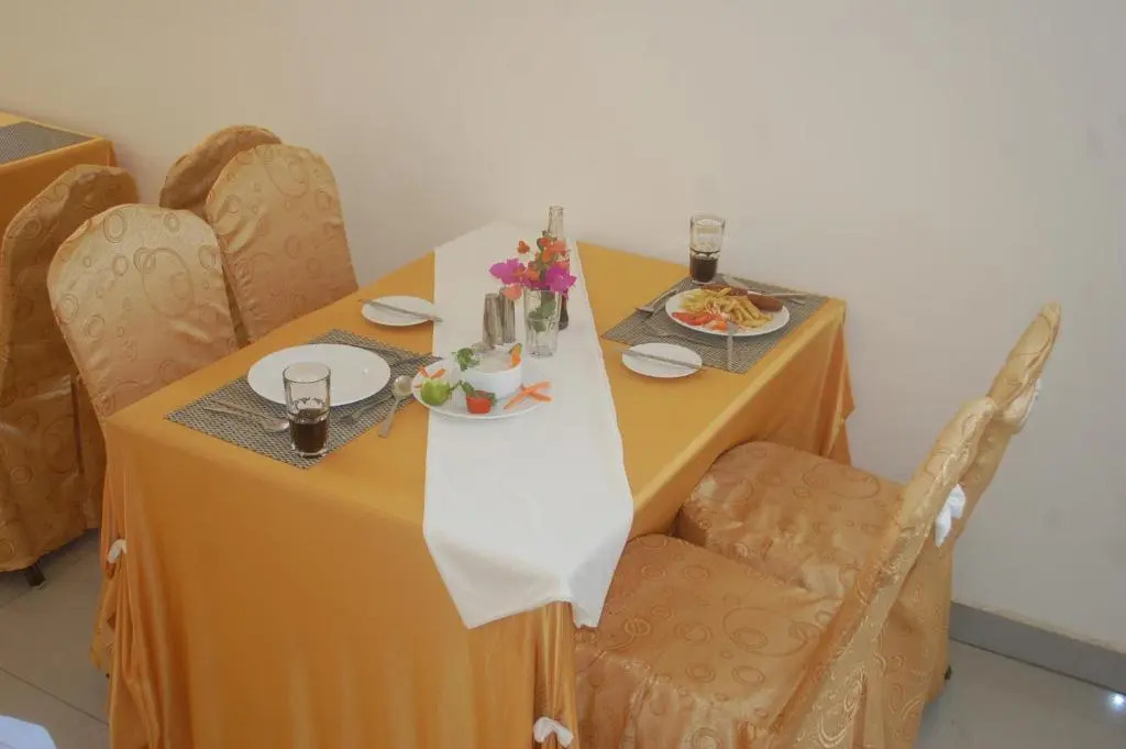 Regency Inn Tudor