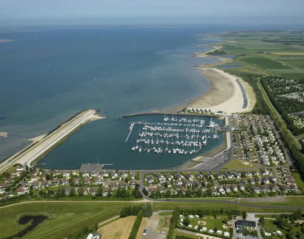 Bungalow Near Oosterschelde Beach