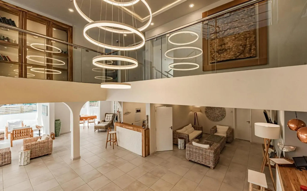 Seastar Hotel