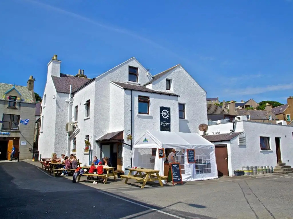 Ferry Inn