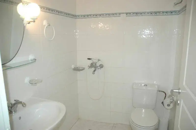Tzannis Aglaia Pension