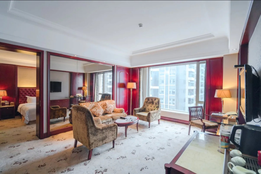 King Century Hotel