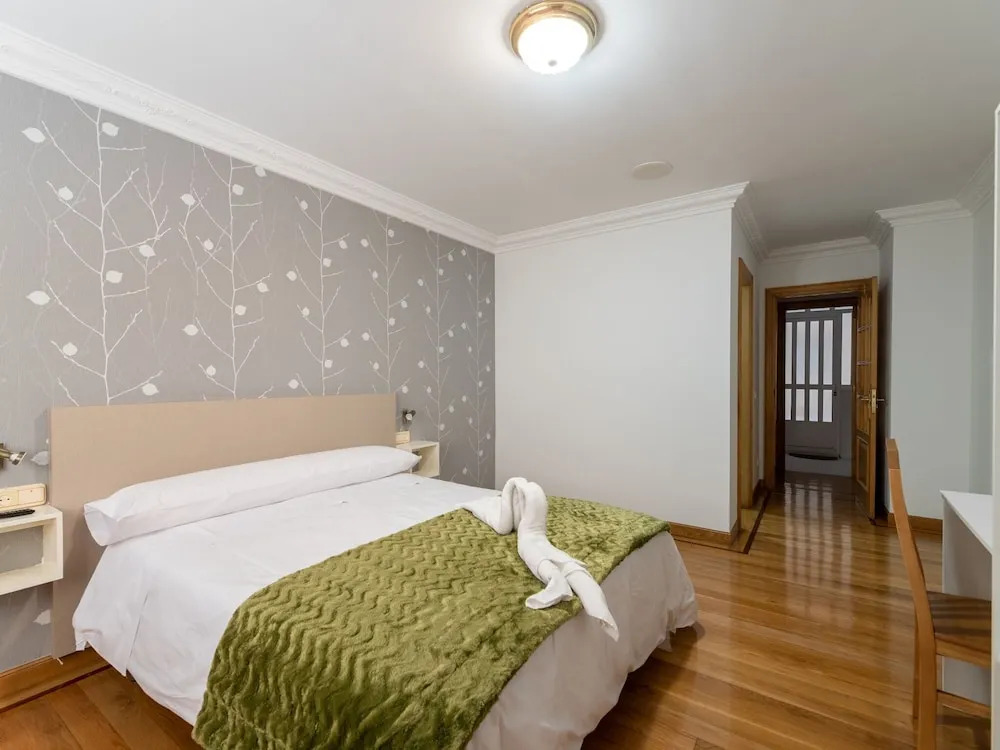 Lovely Apartment in Ribadeo near Playa de Penarronda