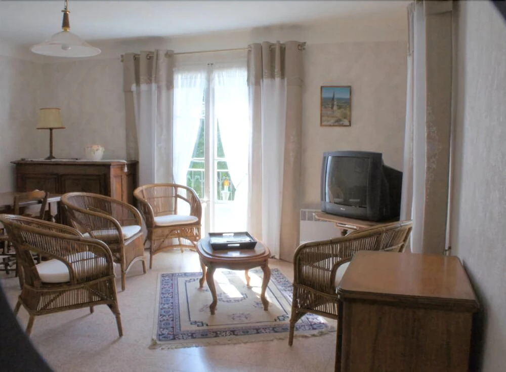 Pertuade - Mas de vacances en location avec piscine privée - Luberon -