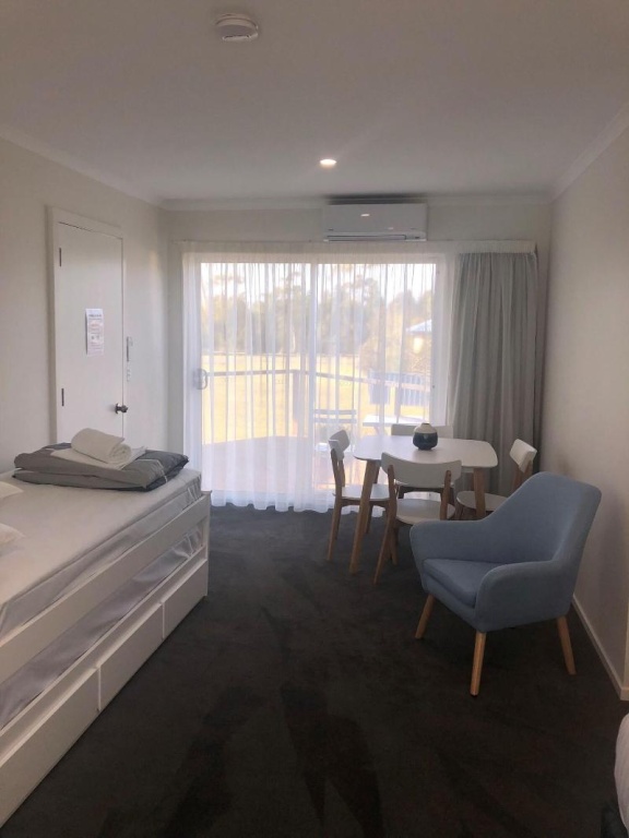 Orford Blue Waters Hotel