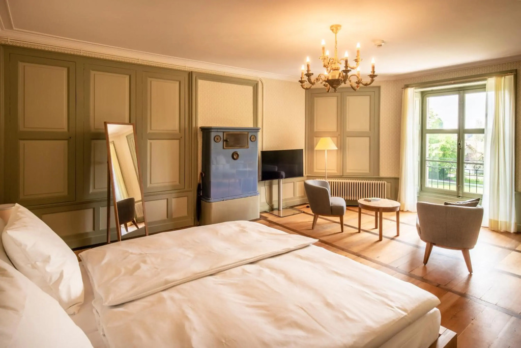Schloss Schadau - Swiss Historic Hotel