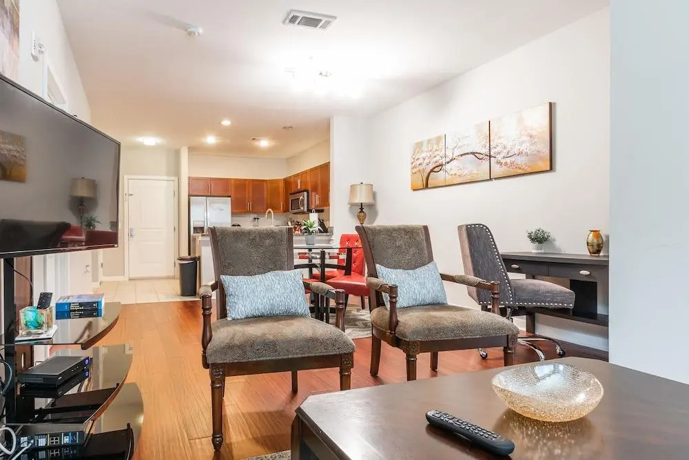 Montclair Apartments by Gracen Properties