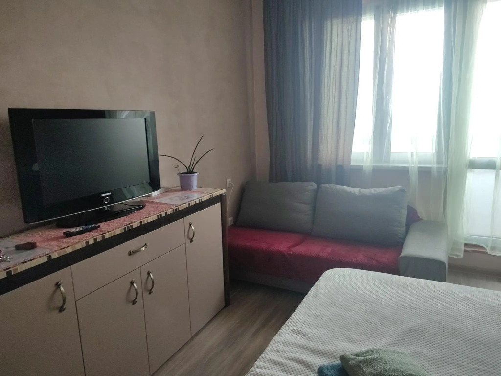 Live in comfort на улице Творчества 3