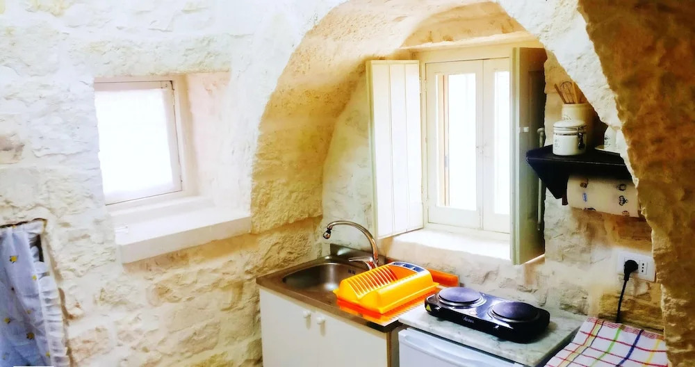 House With one Bedroom in Locorotondo, With Furnished Terrace and Wifi