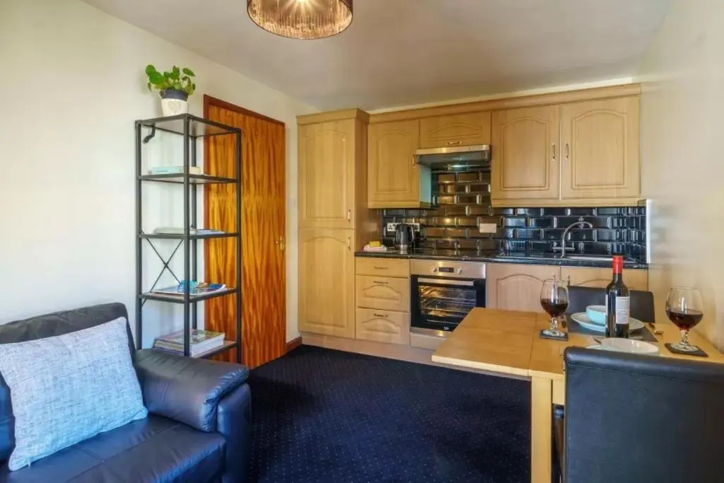 Ground Floor 1 Bed Apartment with Twin/King option