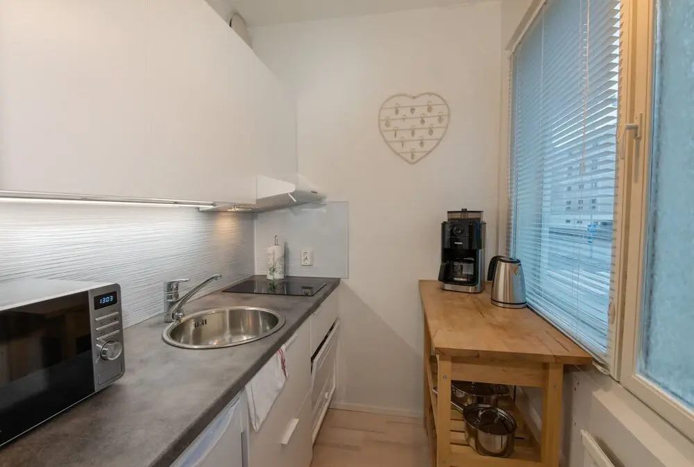 Bright apartment, center of Oulu