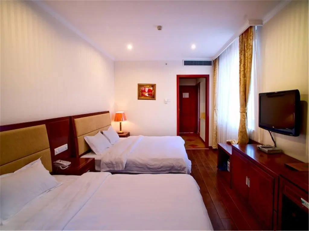 Omake Holiday Hotel