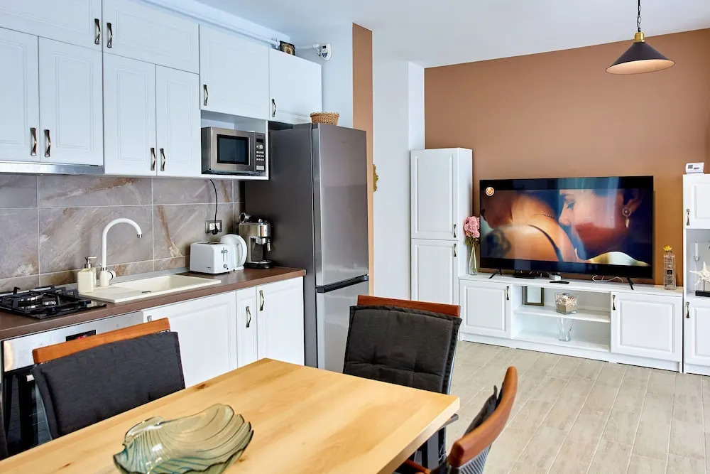 Apartamente Indigo Alezzi Beach Pool & Spa