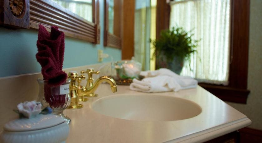 Rosemary Inn Bed & Breakfast