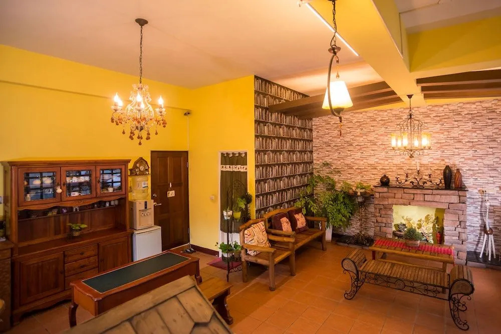 Lifestory Hostel