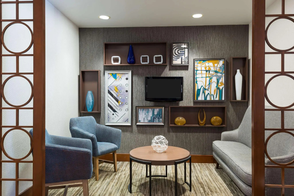 The IAH Houston Hotel