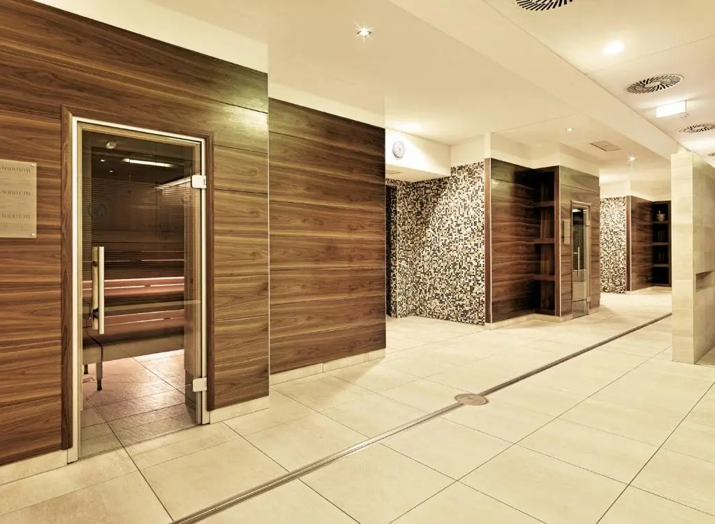 Therme Laa Hotel Silent Spa Villas