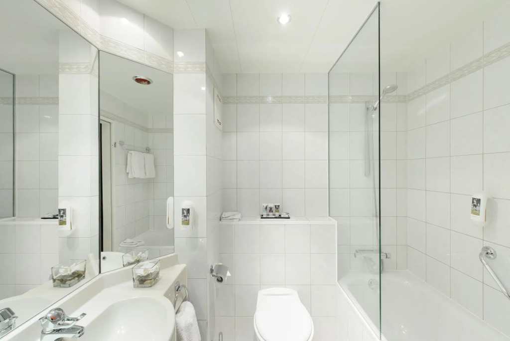 Mercure Kamen Unna