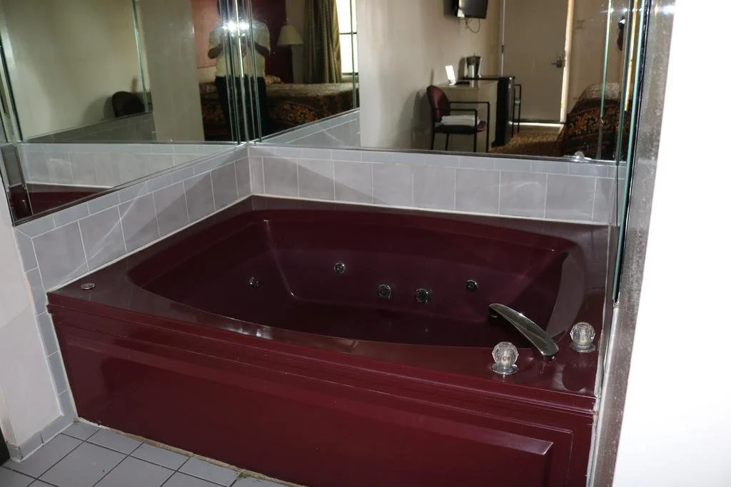 Hotel O Miami Inn & Suites Chicago Midway Airport