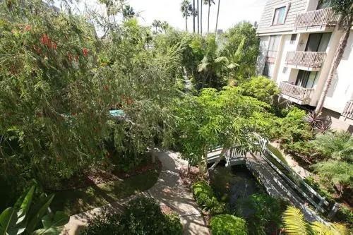 Garden Retreat Condo