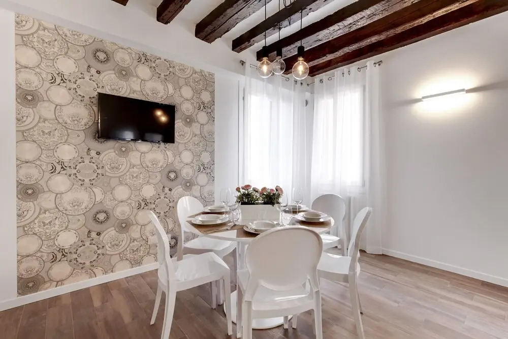 Laguna Luxury 1 by Wonderful Italy