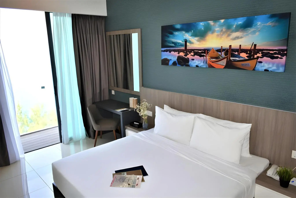 DWharf Hotel & Serviced Residence